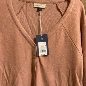 2 for 10 🌸 Universal threads sweater